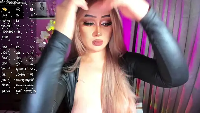 Snapshot of Miss_mariahmonroe chatting on October 1, 2025, 8:15 pm Miss mariahmonroe online show from October 1, 2025, 8:15 pm