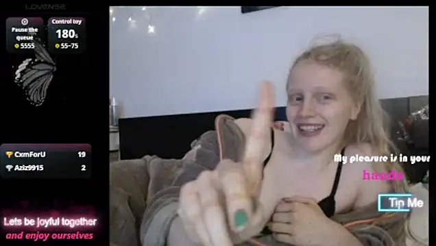 VeronicaJoyful online show from December 20, 2025, 1:02 am