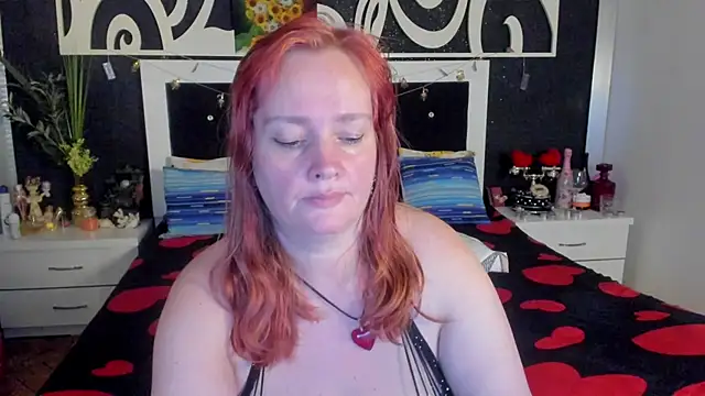 SinFulTitsDD online show from February 5, 2025, 10:01 pm