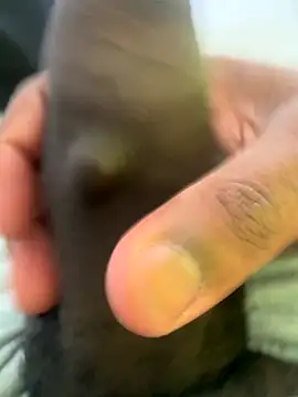 waakenda online show from December 5, 2025, 1:52 pm