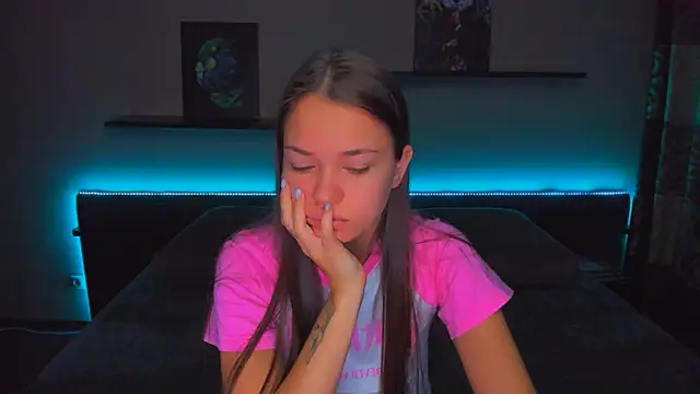 AlexaBarkley online show from October 31, 2025, 12:11 am