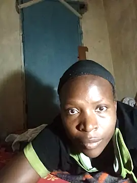 cute-shamza online show from December 3, 2025, 5:37 am