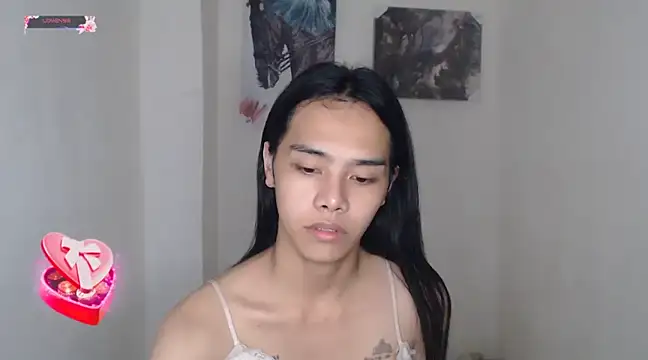 Snapshot of shecutie69 chatting on December 18, 2024, 12:18 pm shecutie69 online show from December 18, 2024, 12:18 pm