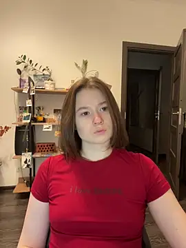 Snapshot of sweetest_pie chatting on December 26, 2024, 9:15 pm sweetest pie online show from December 26, 2024, 9:15 pm