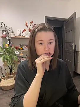 Snapshot of sweetest_pie chatting on February 20, 2025, 6:57 pm sweetest pie online show from February 20, 2025, 6:57 pm