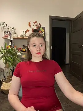 Snapshot of sweetest_pie chatting on February 23, 2025, 7:28 pm sweetest pie online show from February 23, 2025, 7:28 pm