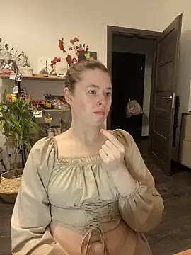 Snapshot of sweetest_pie chatting on March 4, 2025, 7:01 pm sweetest pie online show from March 4, 2025, 7:01 pm