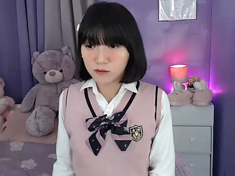 urlovelyfreya online show from October 31, 2025, 1:06 am