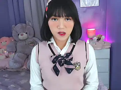 urlovelyfreya online show from November 29, 2025, 7:17 pm