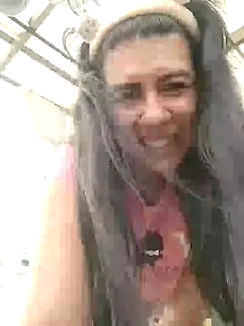 Snapshot of aisha_latina chatting on December 7, 2024, 7:21 pm aisha latina online show from December 7, 2024, 7:21 pm