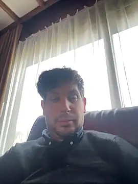 Taxidriver1988 online show from February 27, 2025, 3:26 pm