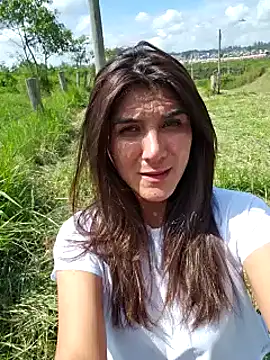 Snapshot of Yuky_ta chatting on December 25, 2024, 3:38 pm Yuky ta online show from December 25, 2024, 3:38 pm