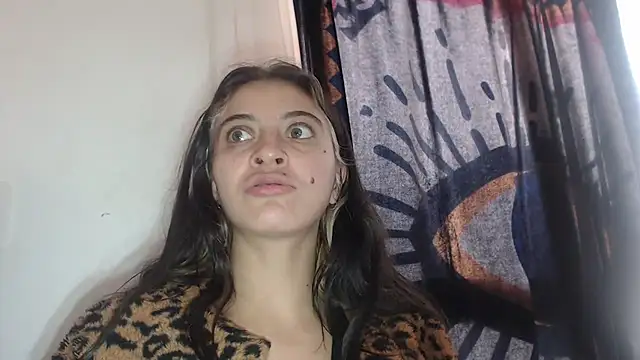 mariecam420 online show from December 31, 2024, 12:04 pm