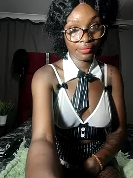 Snapshot of HoneyDropsX chatting on March 2, 2025, 5:14 pm HoneyDropsX online show from March 2, 2025, 5:14 pm