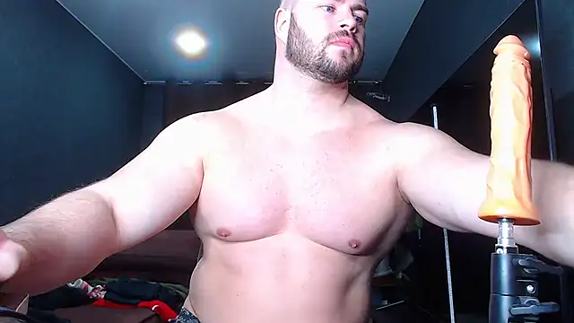 Snapshot of muscularjohnforuX chatting on March 7, 2025, 6:43 pm muscularjohnforuX online show from March 7, 2025, 6:43 pm