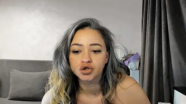 Snapshot of Claire95_ chatting on February 20, 2025, 6:17 am Claire95 online show from February 20, 2025, 6:17 am