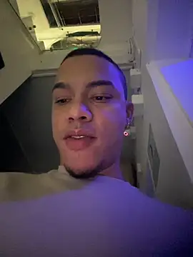 Snapshot of BestMasterForYou chatting on October 21, 2025, 6:14 am BestMasterForYou online show from October 21, 2025, 6:14 am