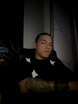 Snapshot of BestMasterForYou chatting on October 26, 2025, 9:04 am BestMasterForYou online show from October 26, 2025, 9:04 am