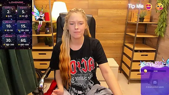 Snapshot of _fiona_Love chatting on January 21, 2025, 7:28 pm  fiona Love online show from January 21, 2025, 7:28 pm