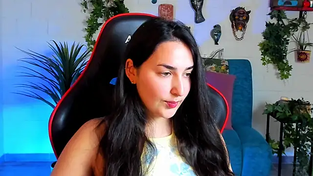 CeceliaJohnson online show from February 13, 2025, 12:21 pm