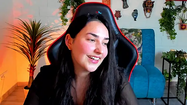 CeceliaJohnson online show from March 4, 2025, 8:02 am