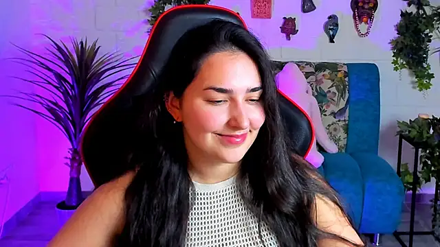 CeceliaJohnson online show from March 7, 2025, 11:18 am