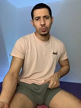 Snapshot of steven_clain chatting on December 13, 2024, 9:46 am steven clain online show from December 13, 2024, 9:46 am