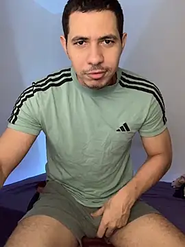 Snapshot of steven_clain chatting on December 17, 2024, 5:58 pm steven clain online show from December 17, 2024, 5:58 pm