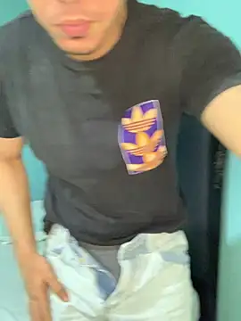 Snapshot of steven_clain chatting on December 27, 2024, 4:04 am steven clain online show from December 27, 2024, 4:04 am