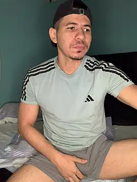 Snapshot of steven_clain chatting on January 11, 2025, 4:27 am steven clain online show from January 11, 2025, 4:27 am