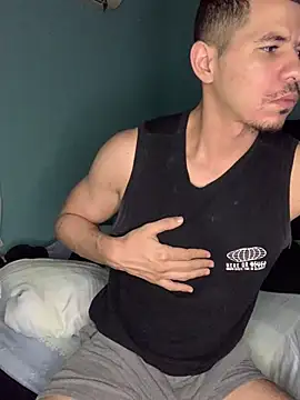 Snapshot of steven_clain chatting on January 12, 2025, 9:19 pm steven clain online show from January 12, 2025, 9:19 pm