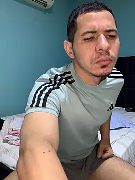 Snapshot of steven_clain chatting on January 21, 2025, 11:56 am steven clain online show from January 21, 2025, 11:56 am