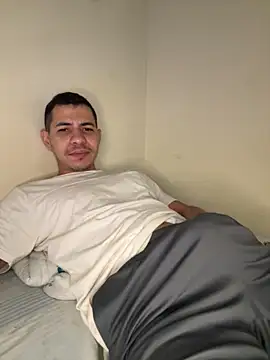 Snapshot of steven_clain chatting on November 2, 2025, 4:20 pm steven clain online show from November 2, 2025, 4:20 pm