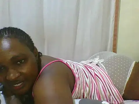 Snapshot of cute_lavenda chatting on October 4, 2025, 7:12 pm cute lavenda online show from October 4, 2025, 7:12 pm