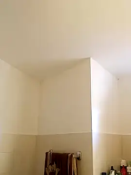 CALDA-AKIRA online show from March 16, 2025, 8:54 am