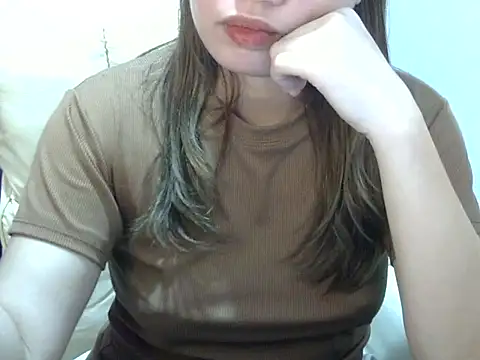 Snapshot of ___zurIII09_ chatting on October 23, 2025, 8:57 am zurIII09 online show from October 23, 2025, 8:57 am