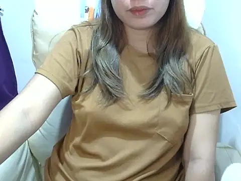 Snapshot of ___zurIII09_ chatting on November 2, 2025, 6:21 pm zurIII09 online show from November 2, 2025, 6:21 pm