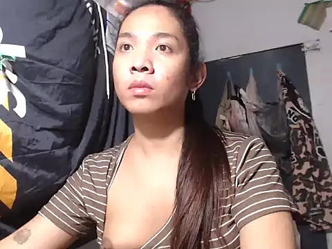 Snapshot of Valentinasbody chatting on October 2, 2025, 4:14 pm Valentinasbody online show from October 2, 2025, 4:14 pm