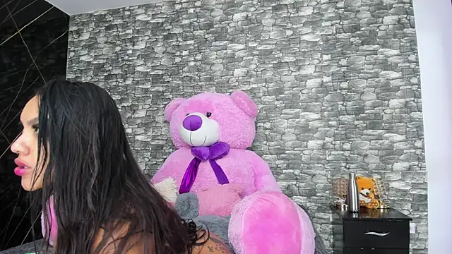 Snapshot of HeidyWillss chatting on March 18, 2025, 7:20 pm HeidyWillss online show from March 18, 2025, 7:20 pm