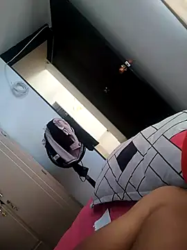 escalofrianti online show from February 23, 2025, 5:50 pm