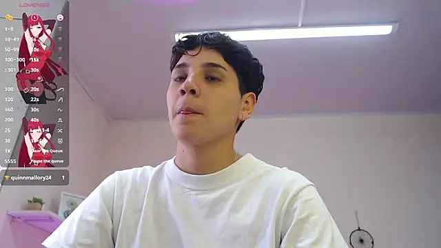 bad giirl  online show from February 21, 2025, 7:32 pm