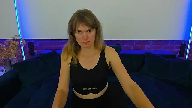 Snapshot of Anabell_xxx chatting on November 27, 2025, 6:43 pm Anabell xxx online show from November 27, 2025, 6:43 pm