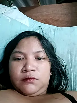 milkytitsmom4u online show from September 16, 2025, 5:19 am