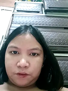 milkytitsmom4u online show from September 26, 2025, 7:07 pm