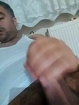 Snapshot of kevgir08 chatting on November 29, 2025, 4:48 am kevgir08 online show from November 29, 2025, 4:48 am