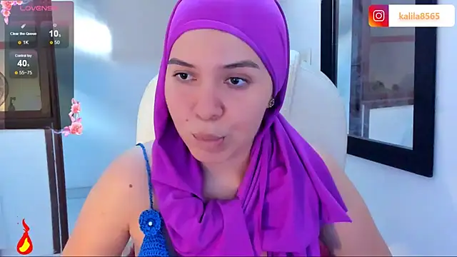 MatchedEyebrow online show from October 15, 2025, 8:53 pm