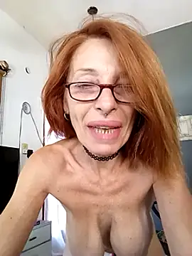 Snapshot of FrozenWaffle chatting on February 7, 2025, 4:46 pm FrozenWaffle online show from February 7, 2025, 4:46 pm