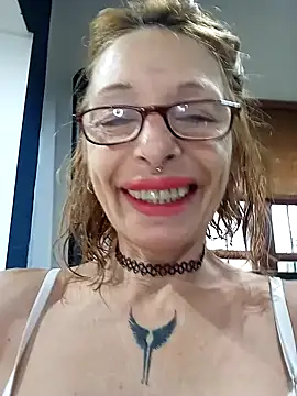 Snapshot of FrozenWaffle chatting on February 28, 2025, 4:20 pm FrozenWaffle online show from February 28, 2025, 4:20 pm