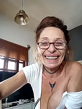 Snapshot of FrozenWaffle chatting on March 15, 2025, 7:59 pm FrozenWaffle online show from March 15, 2025, 7:59 pm