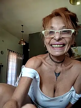 Snapshot of FrozenWaffle chatting on November 24, 2025, 3:23 pm FrozenWaffle online show from November 24, 2025, 3:23 pm